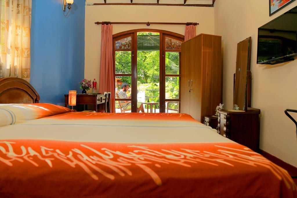 Holiday Nest Bed & Breakfast Wadduwa Esterno foto
