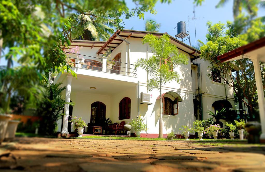 Holiday Nest Bed & Breakfast Wadduwa Esterno foto