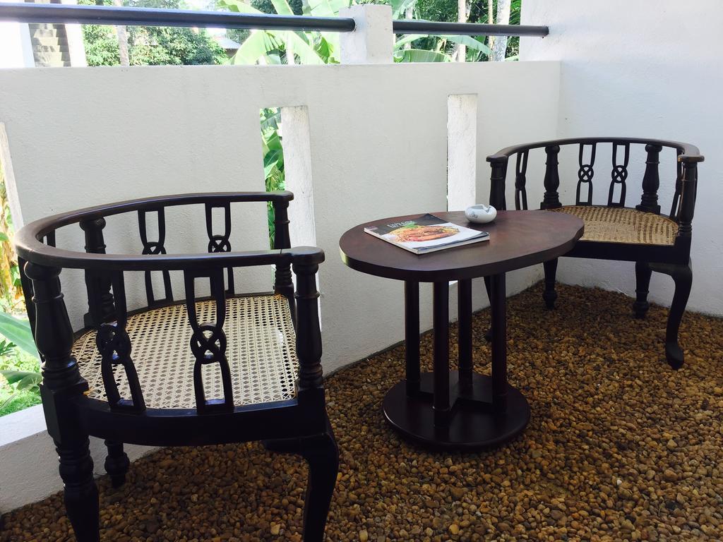 Holiday Nest Bed & Breakfast Wadduwa Esterno foto
